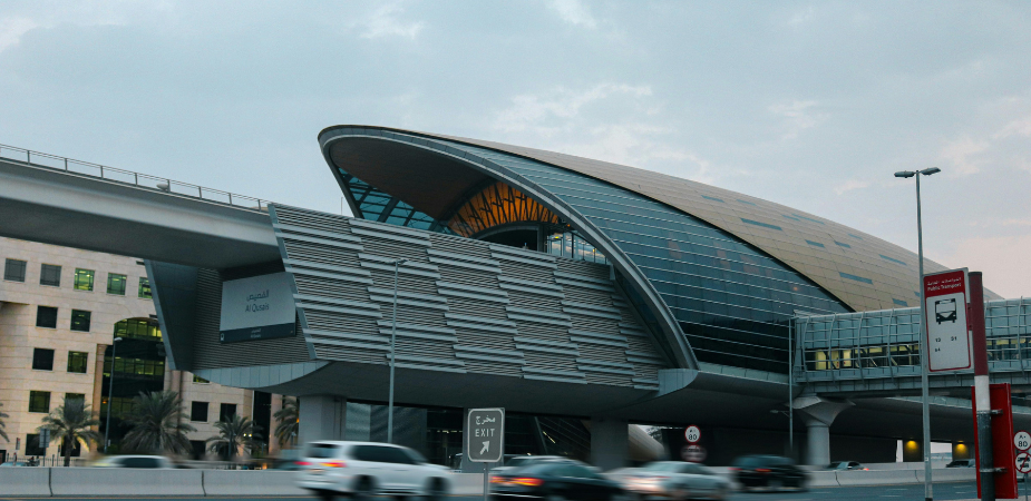 Dubai Metro Station to Reach Burj Khalifa