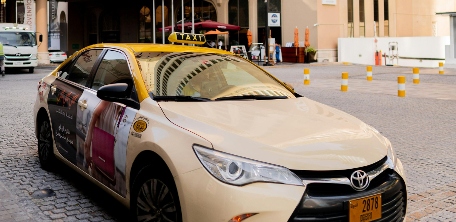 Taxi in dubai