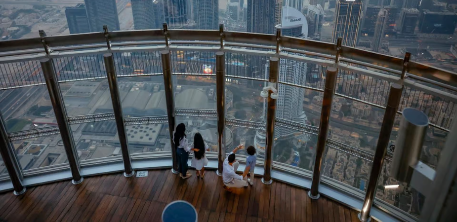 Level 124 & 125 The Iconic “At The Top.